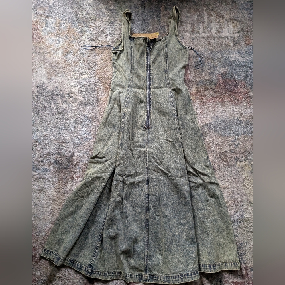 Denim Maxi Dress - Picture 3 of 4